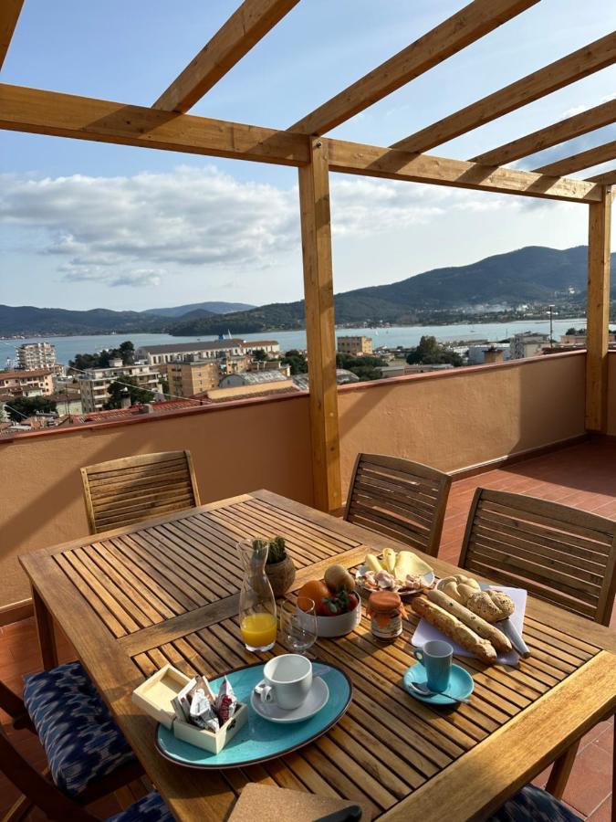 La Terrazza Al Forte ポルトフェッラーイオ エクステリア 写真