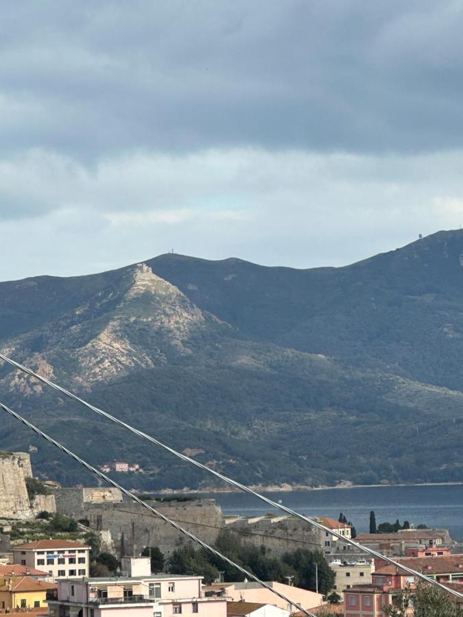 La Terrazza Al Forte ポルトフェッラーイオ エクステリア 写真