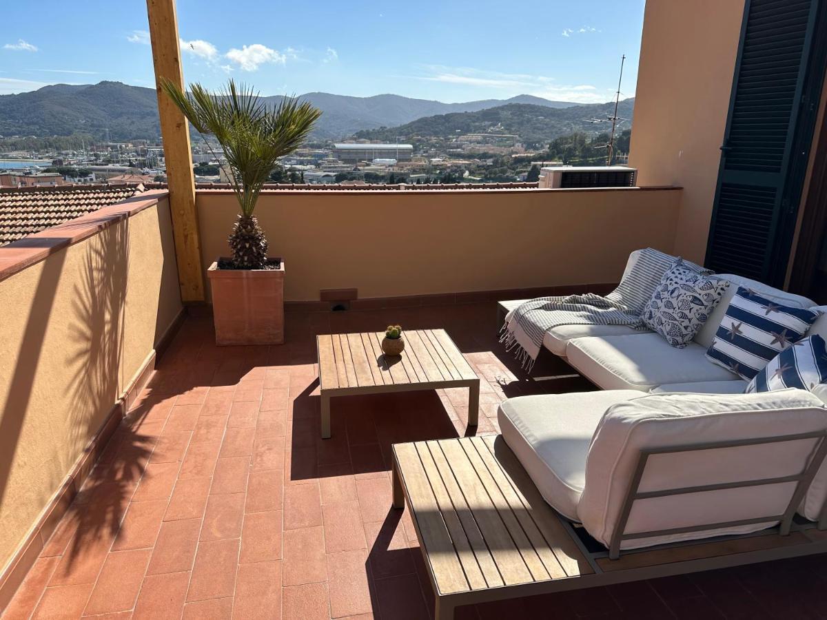 La Terrazza Al Forte ポルトフェッラーイオ エクステリア 写真